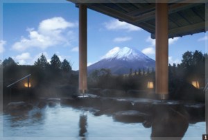 Vistas del monte Fuji desde el onsen de un hotel